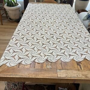 Antique Vintage Hand Crocheted Ivory Bedspread Tablecloth Coverlet 75”x86”
